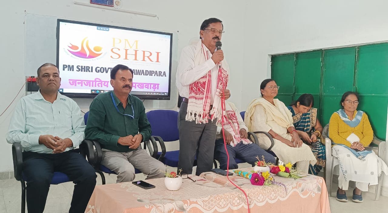 कार्यक्रम को संबोधित करते मुख्य अतिथि
