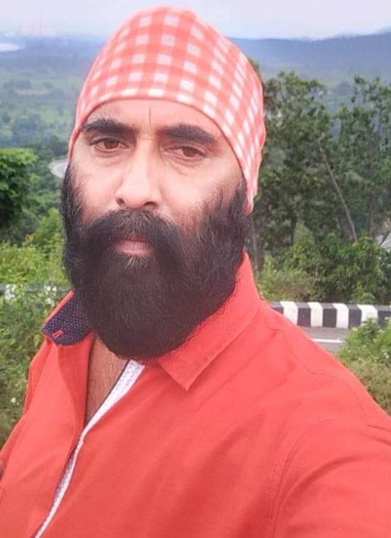 लोहरदगा गुमला ट्रक ओनर एसोसिएशन के अध्यक्ष कंवलजीत सिंह