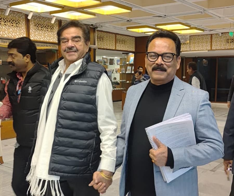 स्थाई संसदीय समिति की बैठक में शामिल होने जाते सांसद सुखदेव भगत