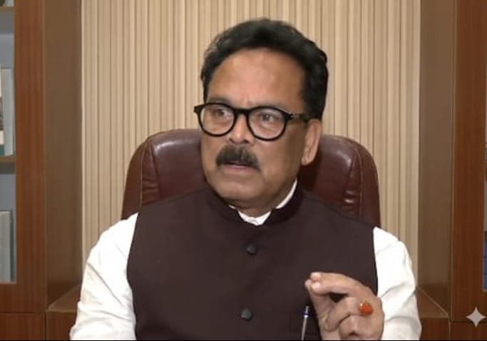 सांसद सुखदेव भगत की पहल पर दो जरूरतमंद मरीजों को PMNRF से 3.50 लाख की सहायता स्वीकृत