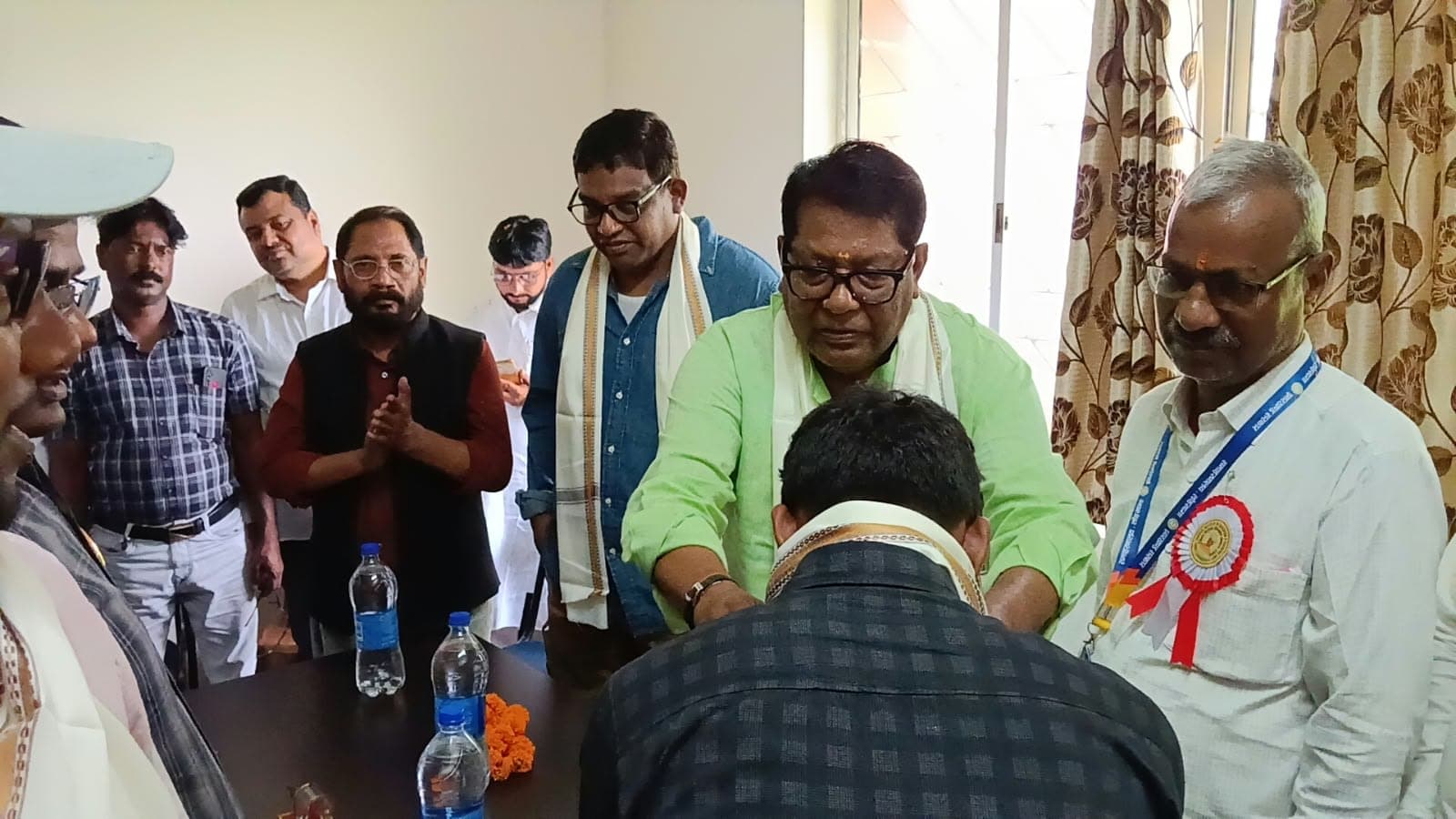 शिक्षक समाज और राष्ट्र के वास्तविक निर्माता : डॉ. रामेश्वर उरांव