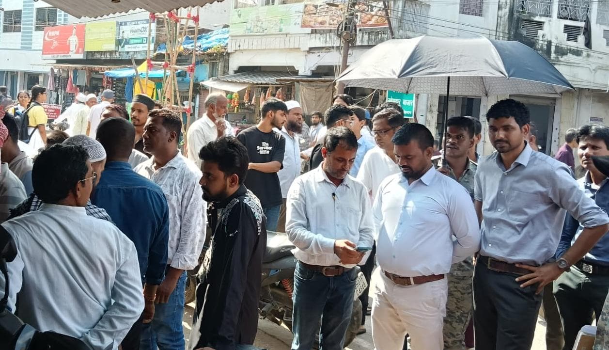 23 दुकानों पर नगर परिषद की कार्रवाई, बड़े बकायेदारों के प्रतिष्ठान किए गए सील