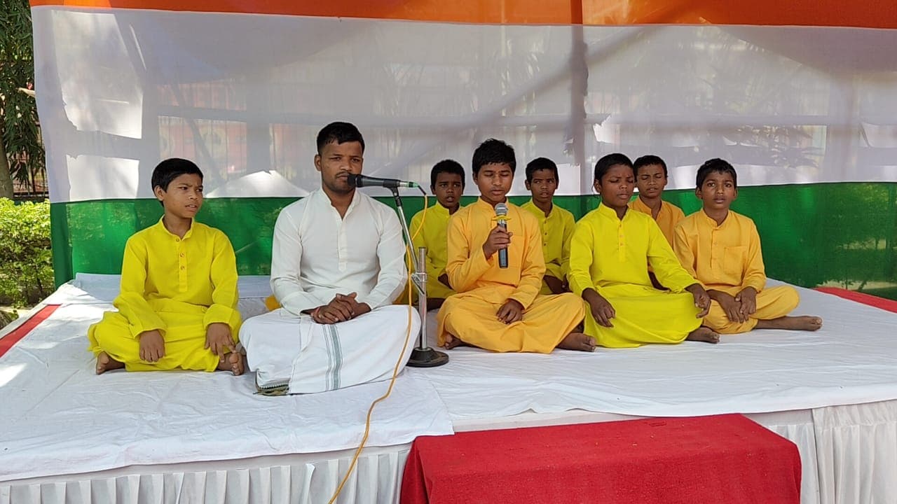 अजय उद्यान में गूंजा शहीद एसपी अजय कुमार के बलिदान का स्मरण