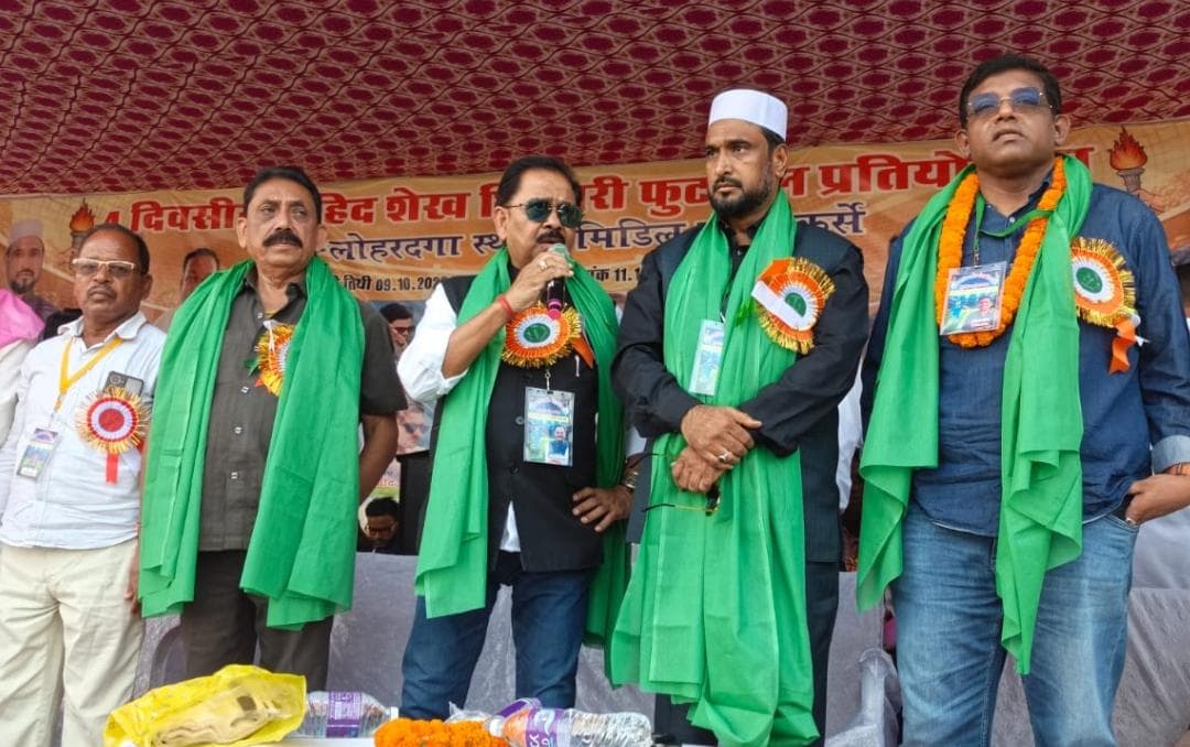 कुर्से में फुटबॉल प्रतियोगिता का समापन, धीरज साहू ने बढ़ाया खिलाड़ियों का उत्साह