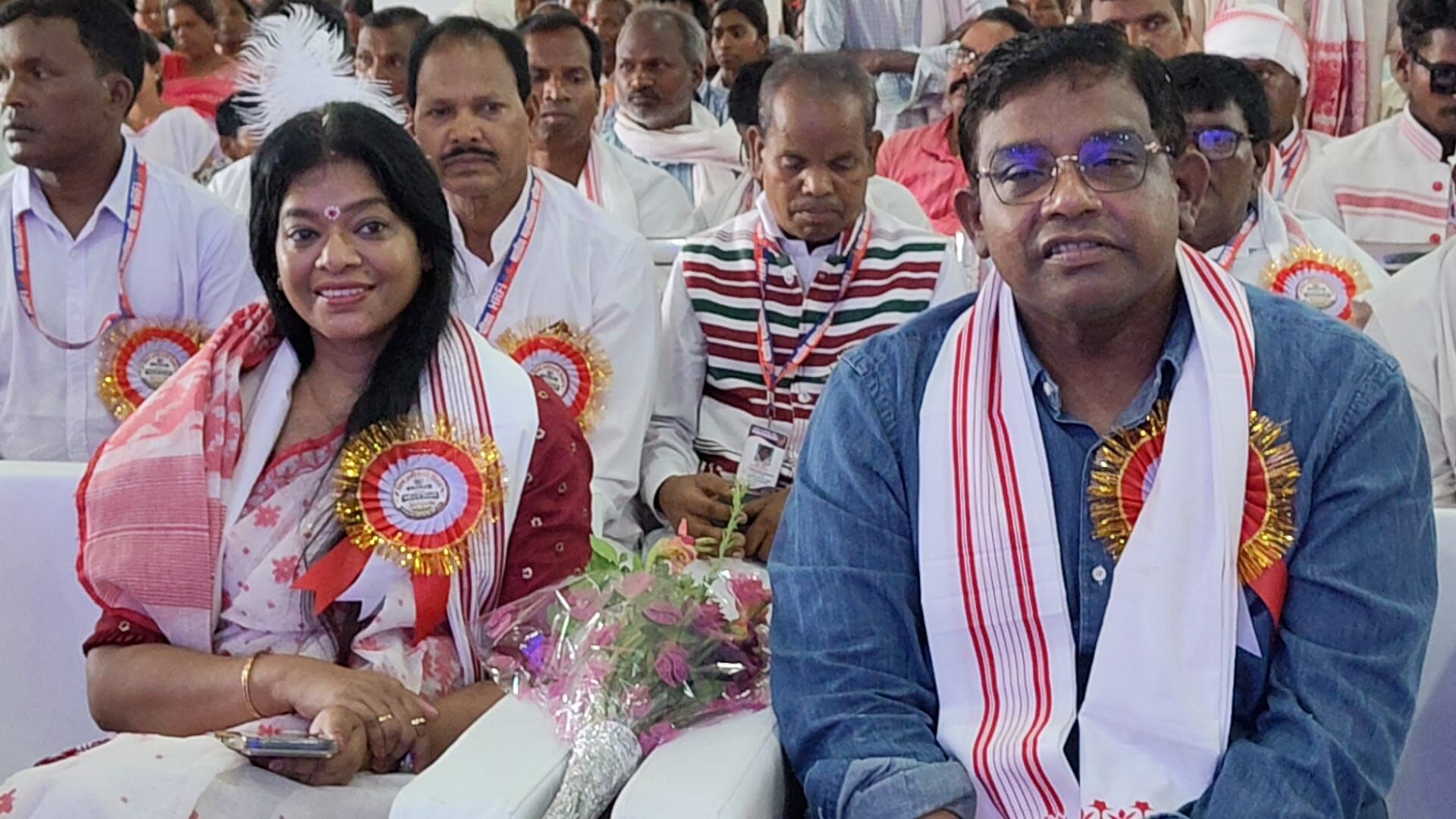 आदिवासी महोत्सव में निशा उरांव ने रखी बेबाक बात, कहा- समाज की संस्कृति और परंपरा की रक्षा जरूरी आदिवासी महोत्सव में निशा उरांव ने रखी बेबाक बात, कहा- समाज की संस्कृति और परंपरा की रक्षा जरूरी