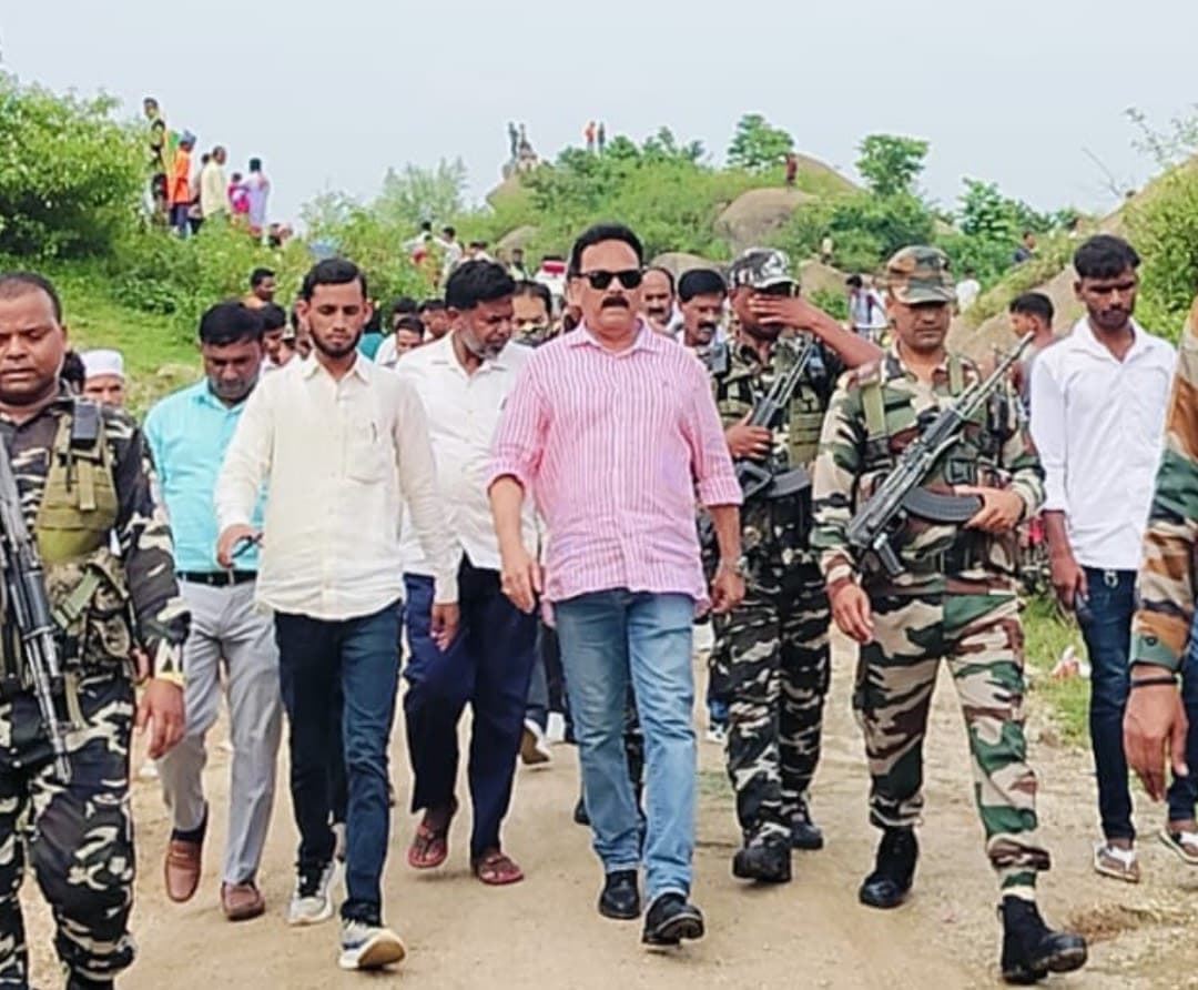 लोहानजारा फुटबॉल टूर्नामेंट में चांपी बना चैंपियन, पोढ़ा को 2-0 से हराया लोहानजारा फुटबॉल टूर्नामेंट में चांपी बना चैंपियन, पोढ़ा को 2-0 से हराया