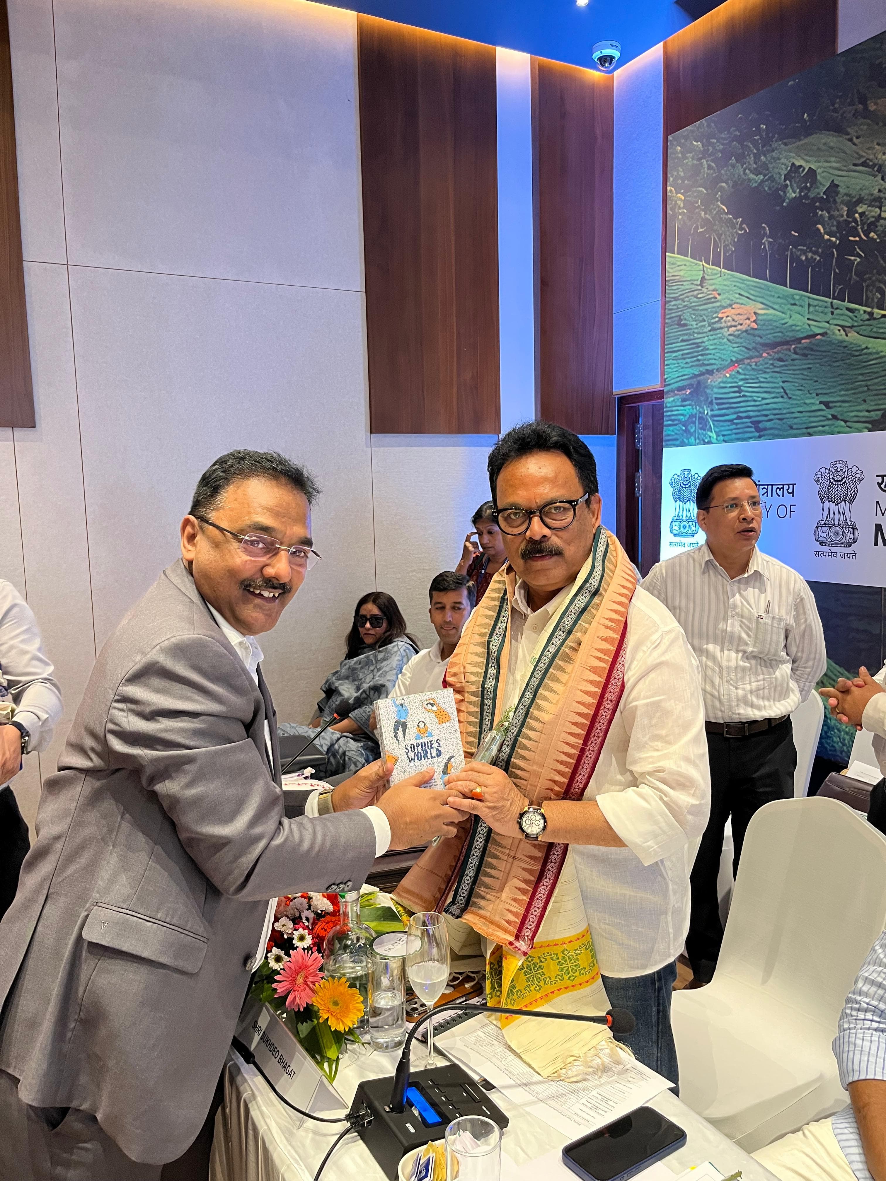 कोयला, खान एवं इस्पात संबंधी संसदीय समिति की अहम बैठक, बोले सांसद सुखदेव भगतऊर्जा सुरक्षा, खनिज संसाधनों के समुचित उपयोग और अवैध खनन पर प्रभावी नियंत्रण आवश्यक* कोयला, खान एवं इस्पात संबंधी संसदीय समिति की अहम बैठक, बोले सांसद सुखदेव भगतऊर्जा सुरक्षा, खनिज संसाधनों के समुचित उपयोग और अवैध खनन पर प्रभावी नियंत्रण आवश्यक*