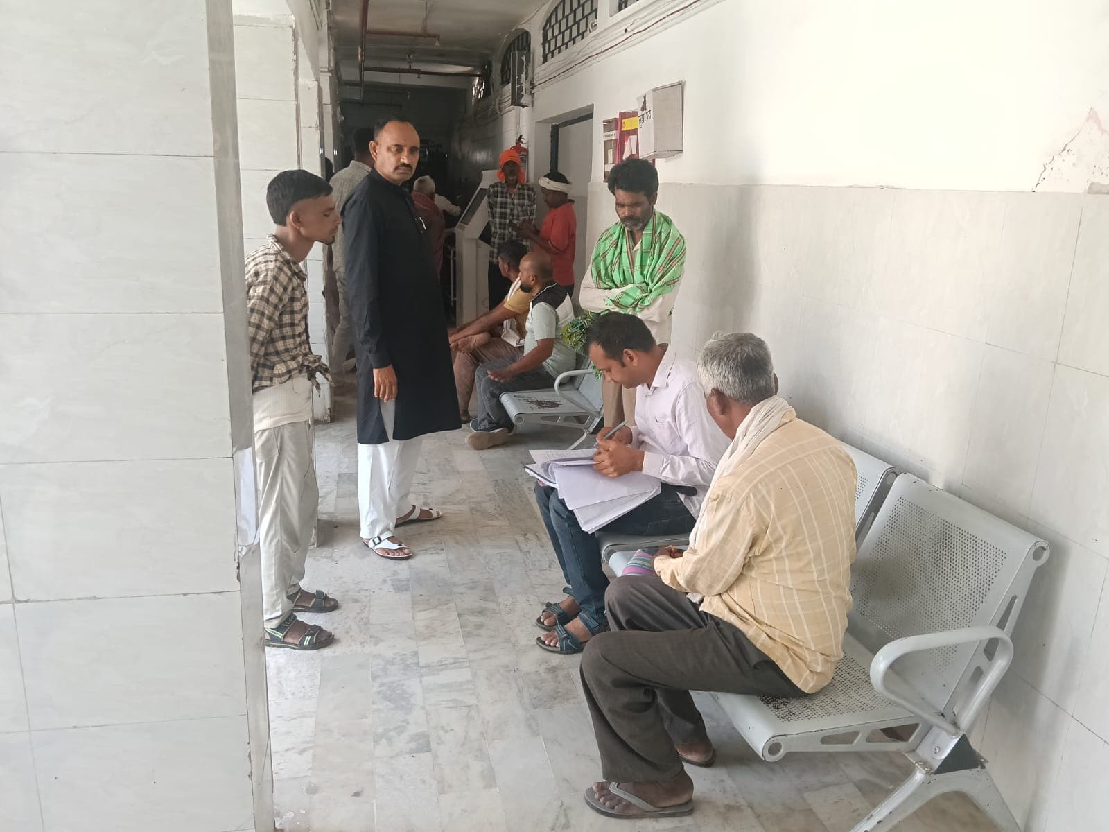 अलग-अलग घटनाओं में सड़क हादसे से युवक समेत दो की मौत अलग-अलग घटनाओं में सड़क हादसे से युवक समेत दो की मौत