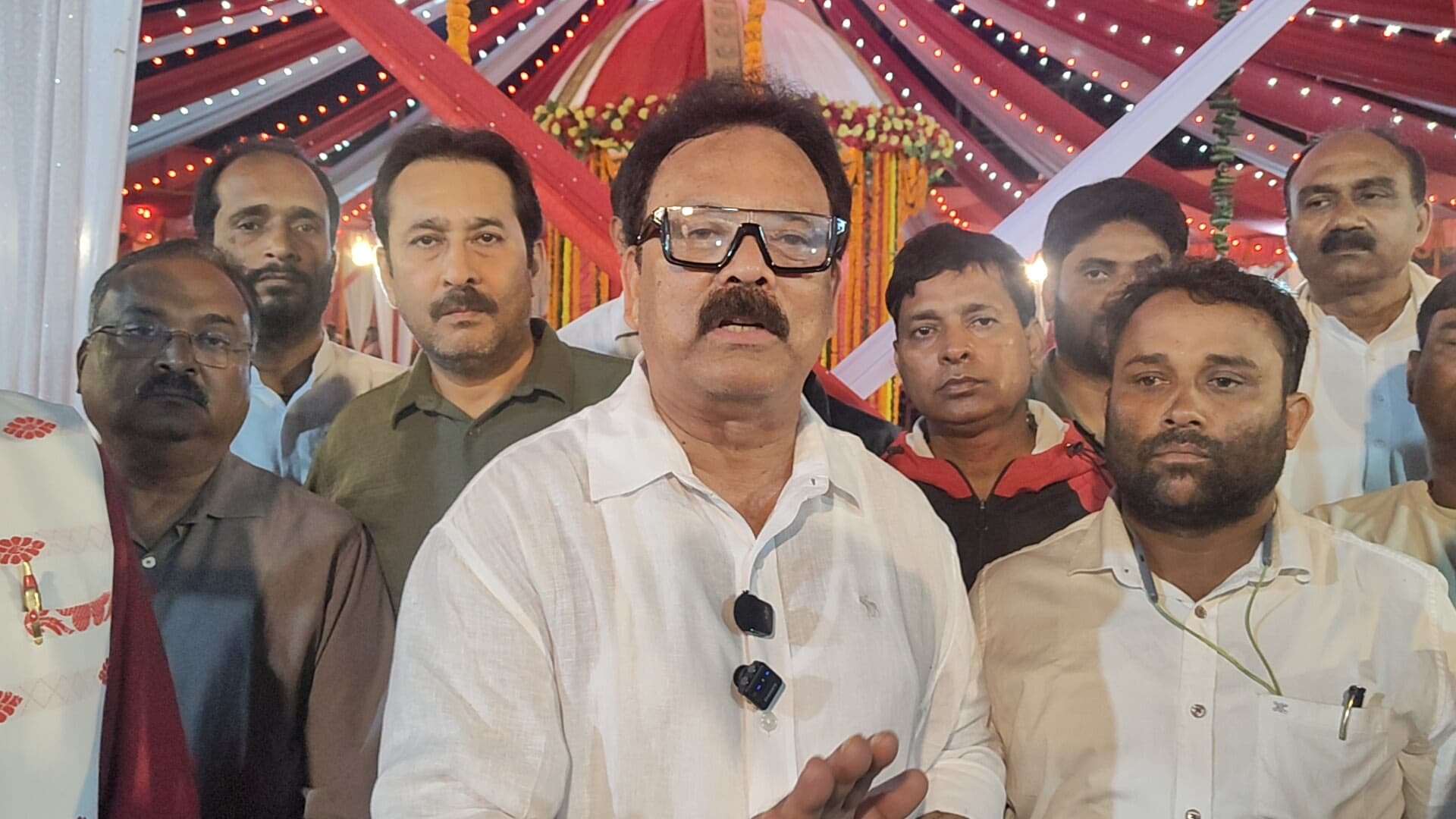 मैना बगीचा में करमा की उमंग, प्रकृति संरक्षण का संदेश मैना बगीचा में करमा की उमंग, प्रकृति संरक्षण का संदेश
