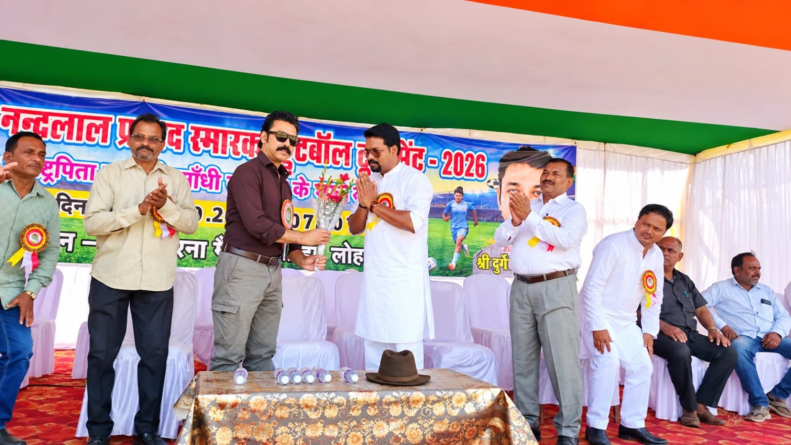 स्वर्गीय नन्दलाल प्रसाद स्मारक फुटबॉल टूर्नामेंट का भव्य आगाज स्वर्गीय नन्दलाल प्रसाद स्मारक फुटबॉल टूर्नामेंट का भव्य आगाज